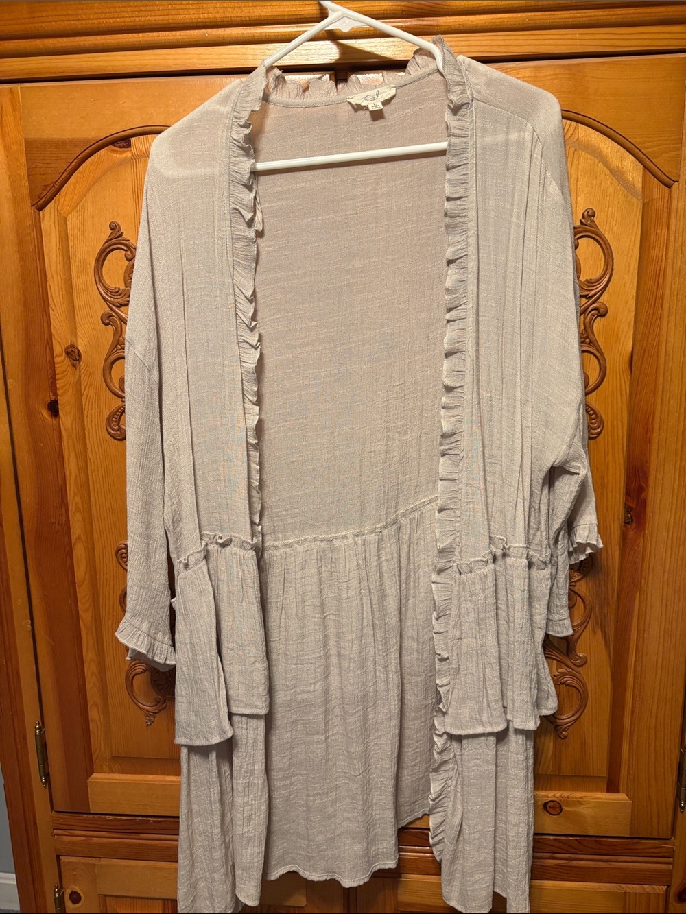 easel Taupe Ruffle-Edge Open Cardigan